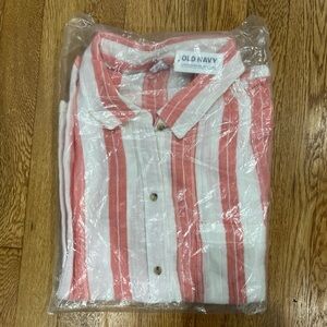 NEW WITH TAGS Old Navy Coral and White Striped Shirt